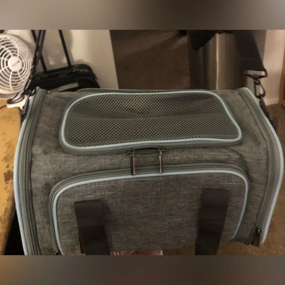 Petsfit Expandable Small Pet Carrier Airline Approved 16x10x9 Inches Small Grey